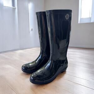 UGG Womens Shaye Rain Boot Black Size 7 Style 1012350 Sheepskin Lining Tall